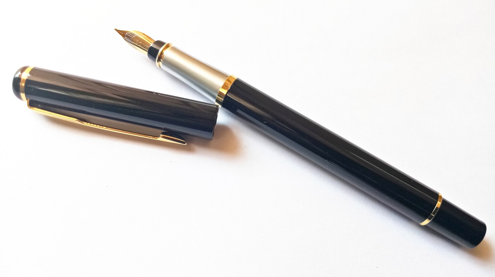 Baoer Slim Black Fountain pen