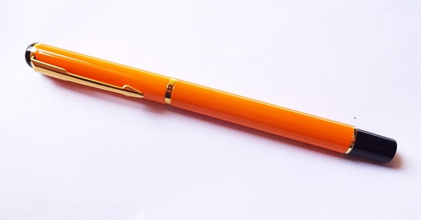 Baoer Slim Orange Fountain Pen