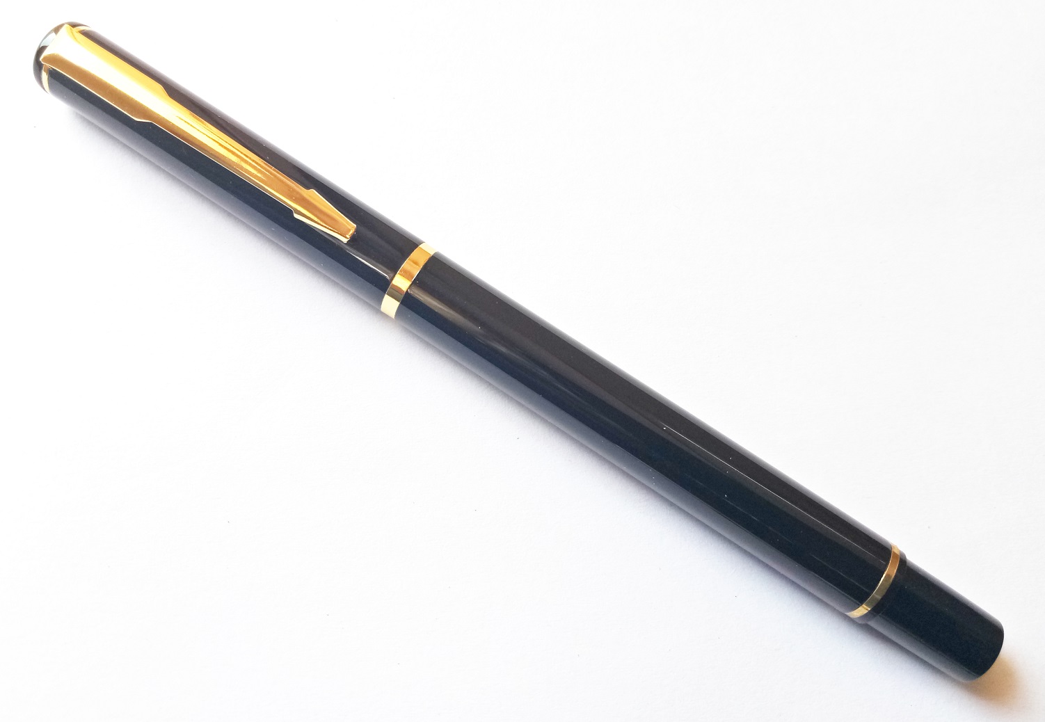  Baoer Slim Black Roller Ball pen