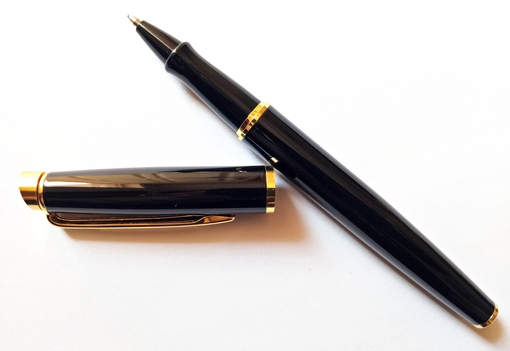 Niche 72 Black Roller Ball Pen